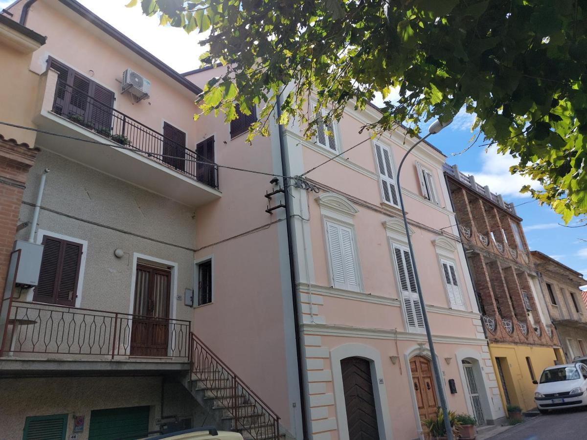 Bed And Breakfast La Pecora Rosa Sant'Omero Exterior photo